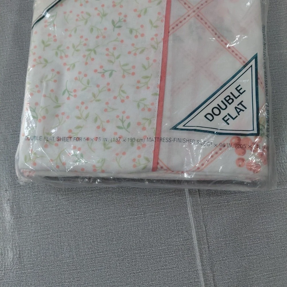 Pacific No Iron Double Flat Sheet 81